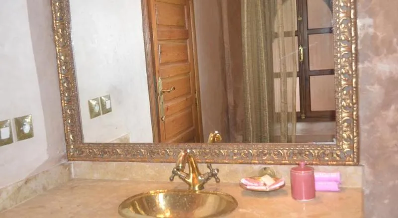 DOUBLE SUPERIOR Room, Riad Schanez, Marrakech