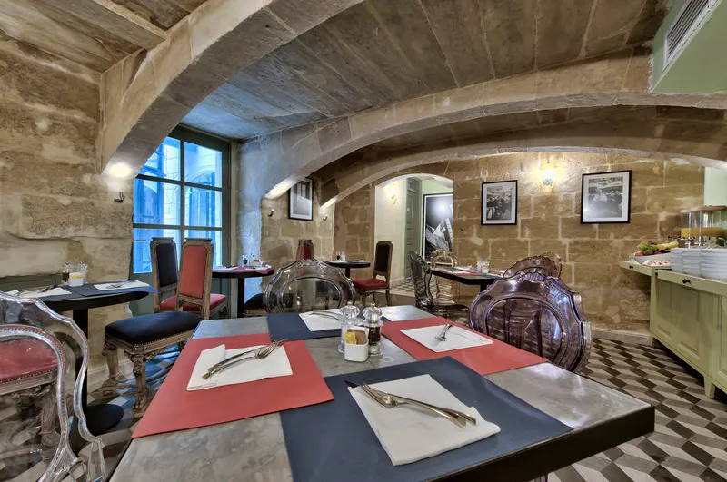 Restaurant, Palazzo Consiglia, Malta