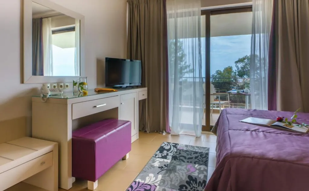 Double or Twin SUPERIOR Room, Greek Pride Cronwell Rahoni, Thessaloniki