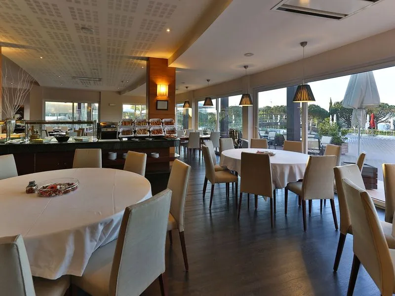 Restaurant, MS Aparthotel, Lisbon
