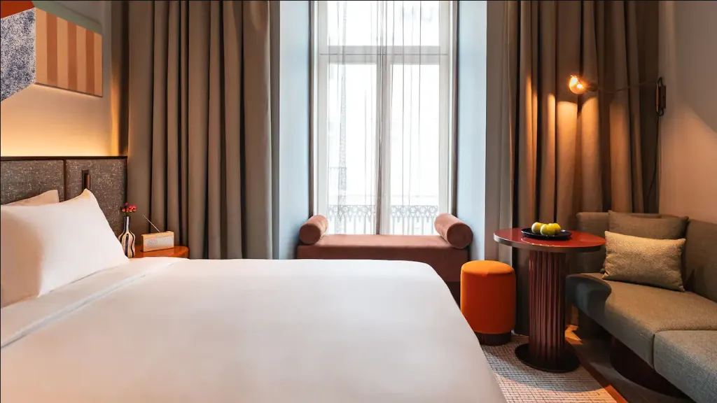 DOUBLE WITH VIEWS Room, Andaz Lisbon, Lisbon