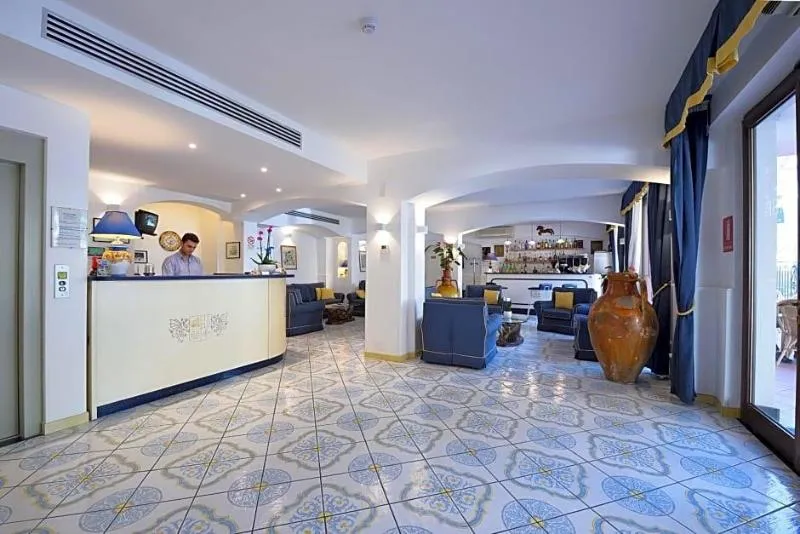 Lobby, Hotel Settebello, Naples