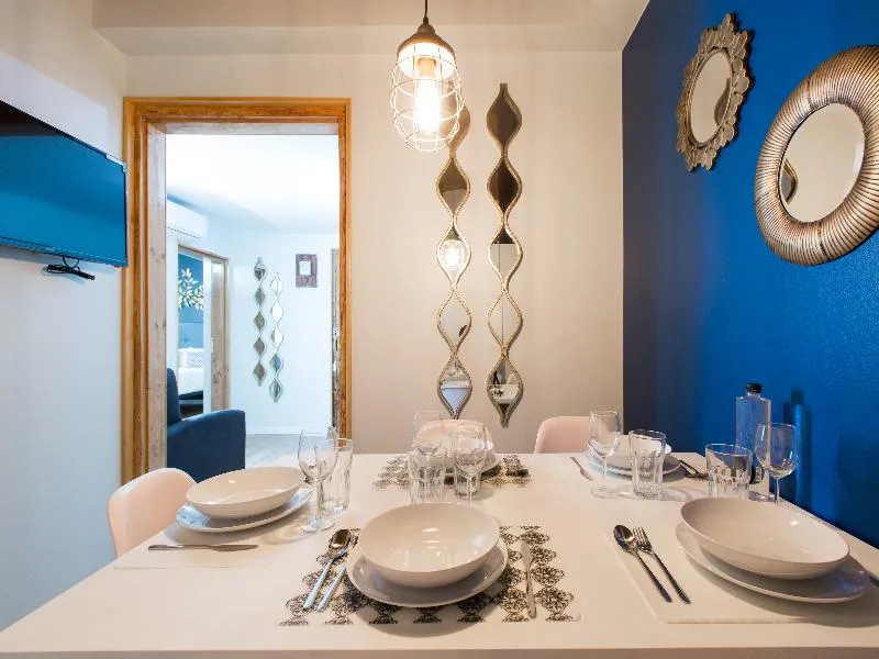 APARTMENT SUPERIOR ONE BEDROOM Room, En Ferran by The Streets, Barcelona