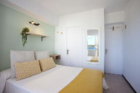 White Hill Hotel, Durres