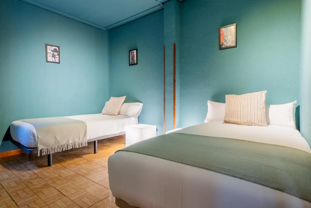 DOUBLE STANDARD Room, Ideal Hostel Madrid, Madrid