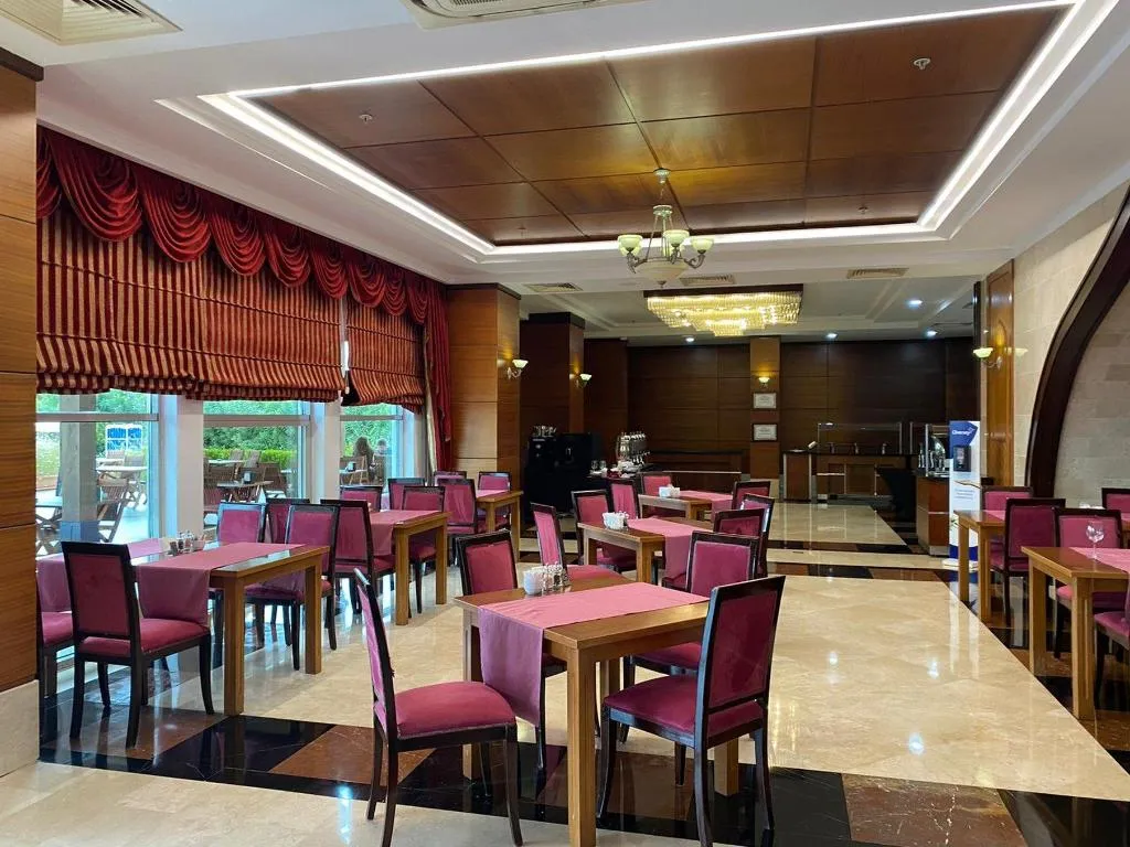 Restaurant, Crowne Plaza Antalya, Antalya