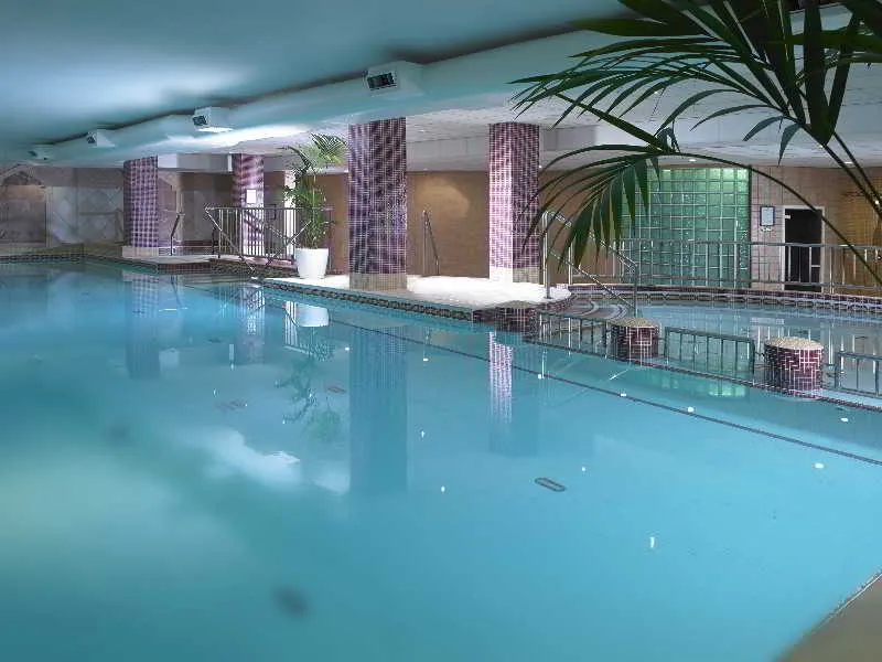 Pool, Camden Court, Dublin