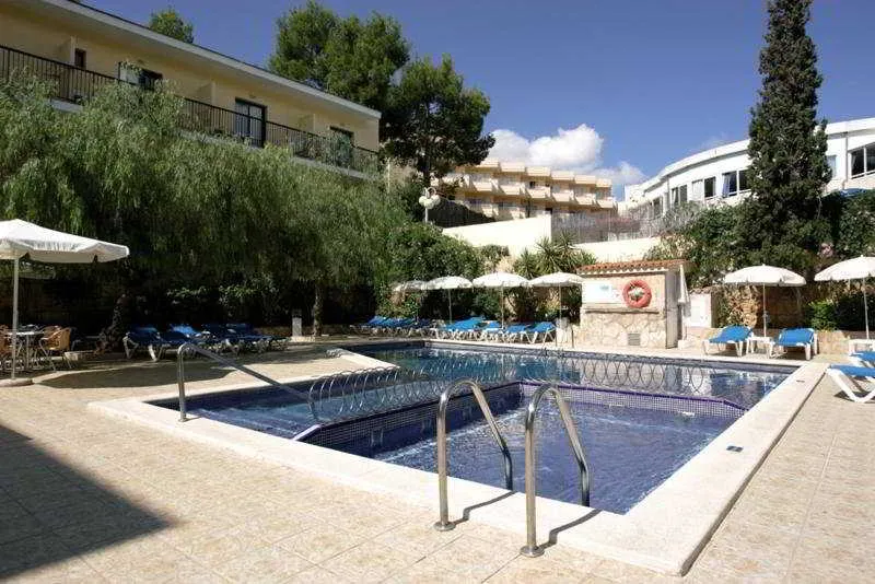 Pool, BQ Maria Dolores, Majorca