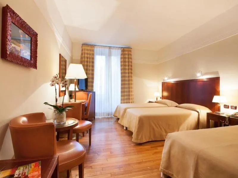 TRIPLE STANDARD Room, Genova, Rome