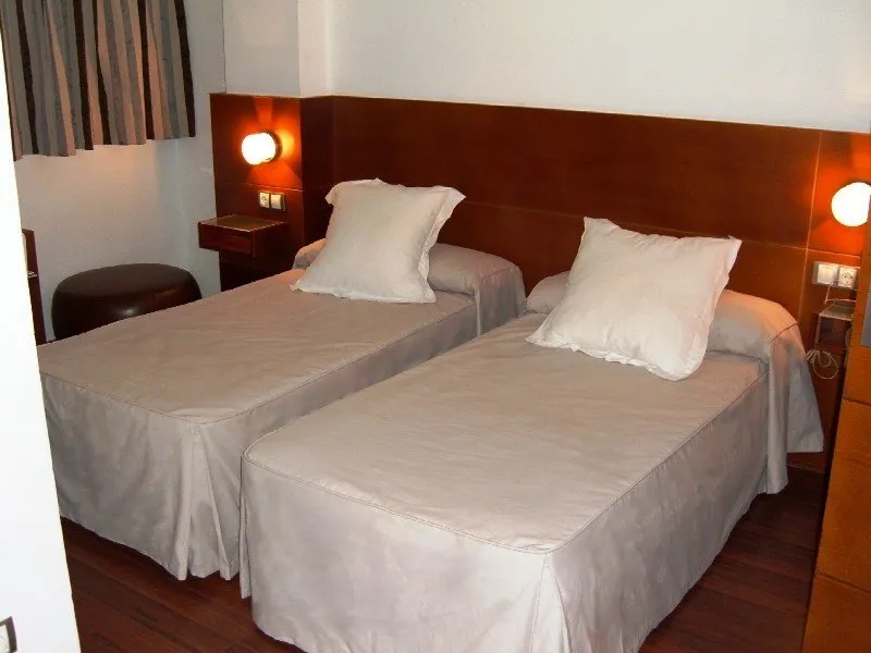 Room, Miramar Hotel Restaurante, Valencia