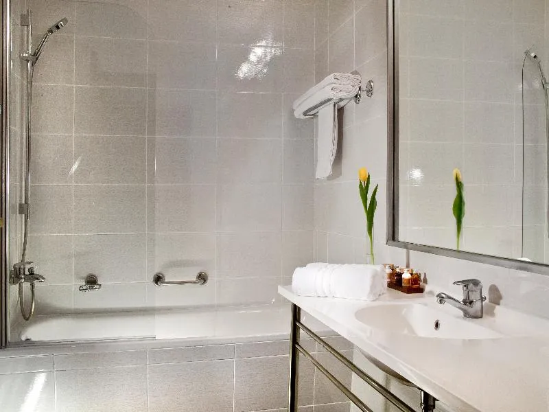 Double or Twin STANDARD Room, Hanza Hotel, Gdansk