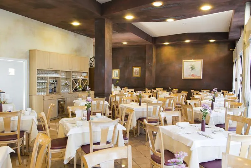 Restaurant, Hotel Meeting, Milan