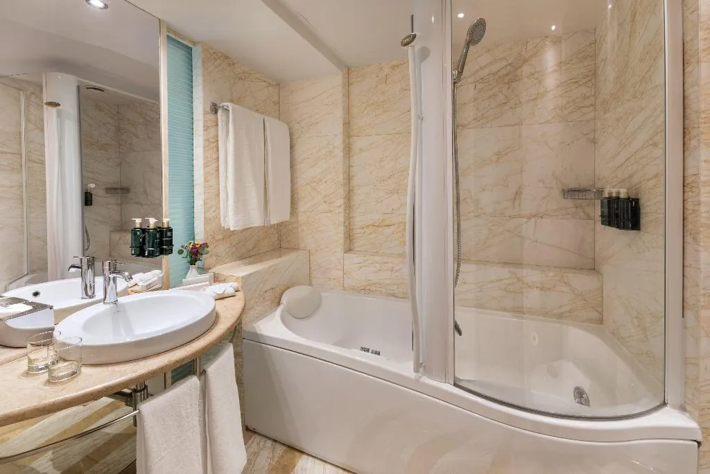 DOUBLE STANDARD Room, Melia Athens, Athens