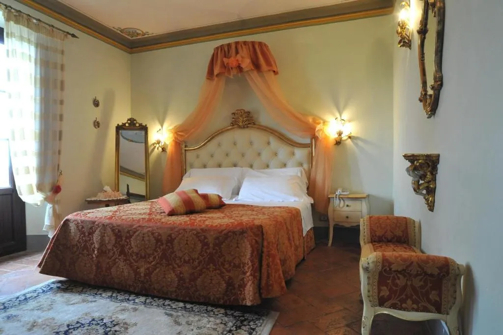 General view, Relais Castelluccio Palusse, Umbria