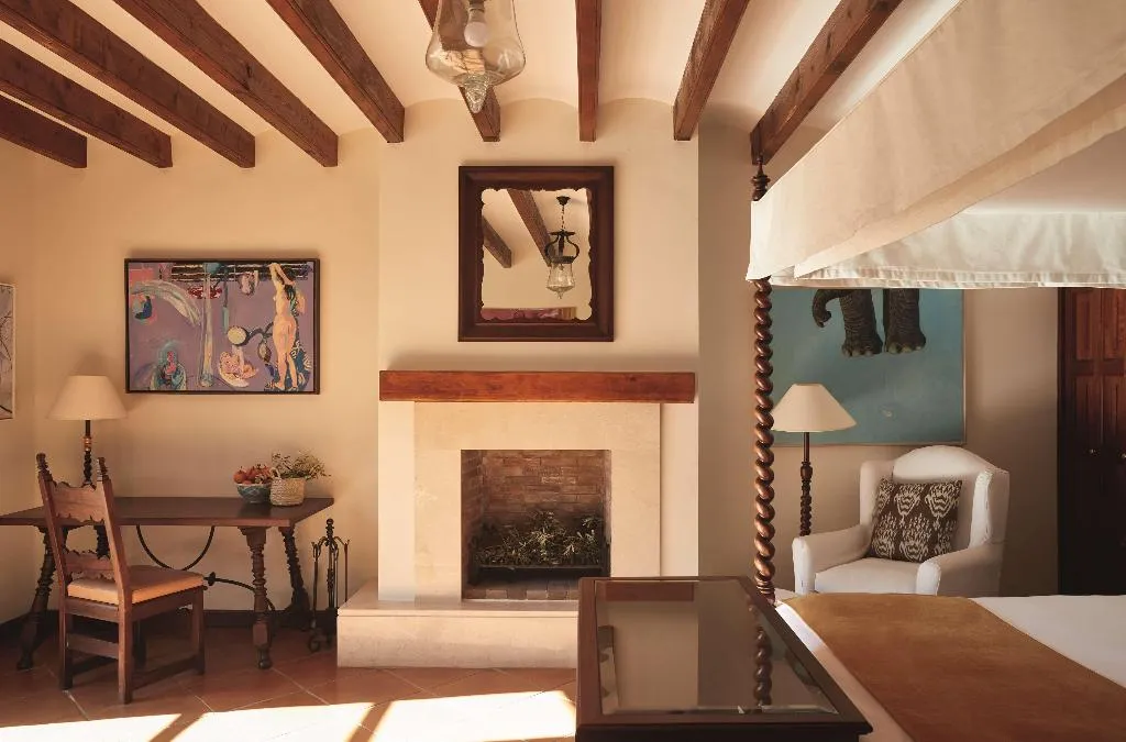 JUNIOR SUITE DELUXE Room, La Residencia, A Belmond Hotel, Mallorca, Majorca