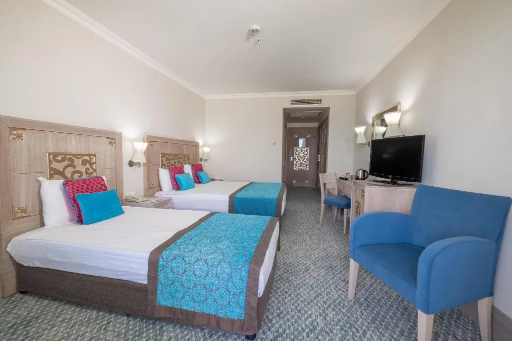 Room, Crystal Family Comfort Collection, Antalya
