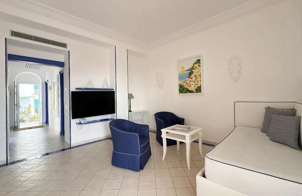 SUITE SEA VIEW CAPACITY 4 Room, Casa Mariantonia, Naples