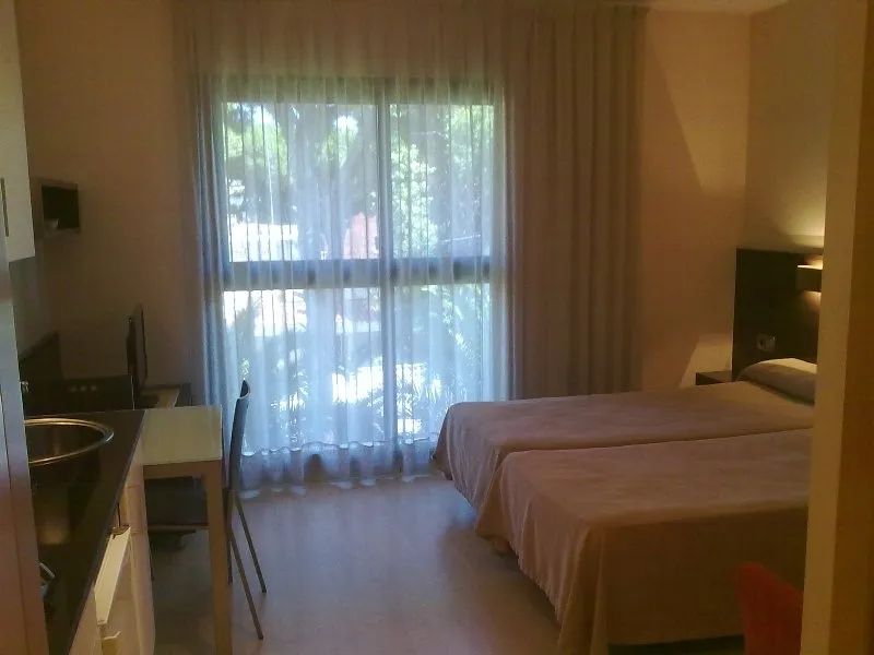 Room, Royal Marina Gardens, Barcelona