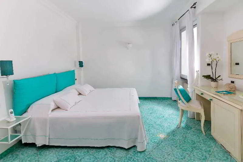 Room, Relais Maresca Luxury Small Hotel, Naples