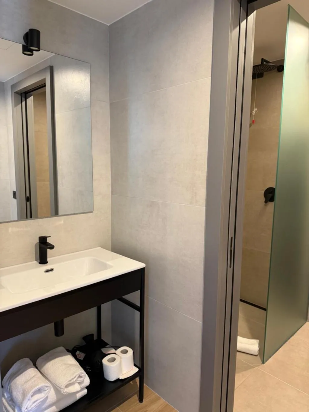APARTMENT LAKE VIEW Room, Residence Centro Vela, Milan