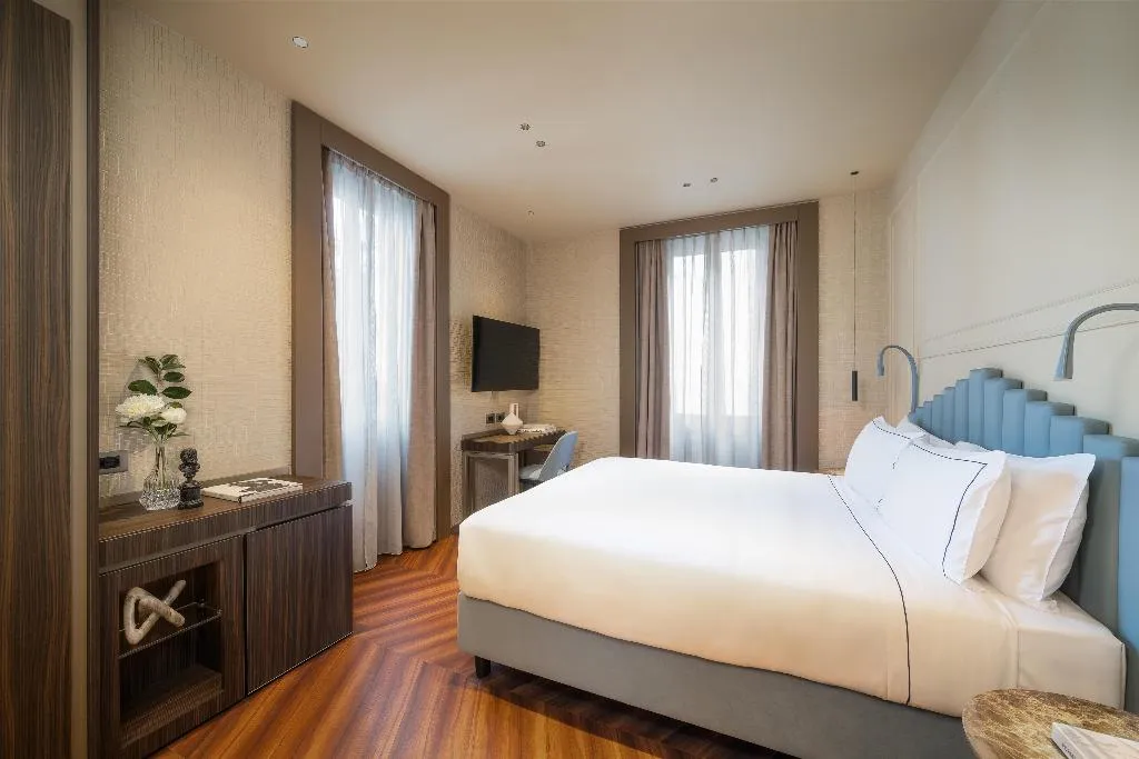 DOUBLE DELUXE KING BED Room, Worldhotel Casati 18, Milan