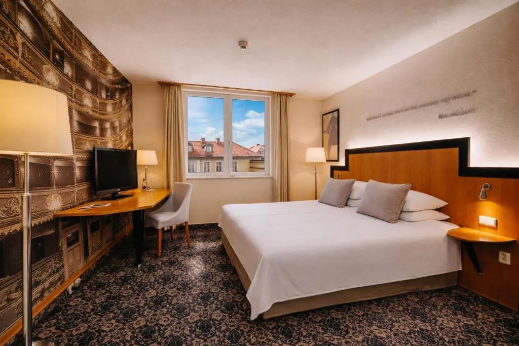 Double or Twin ECONOMY Room, Hotel Don Giovanni Prague, Prague