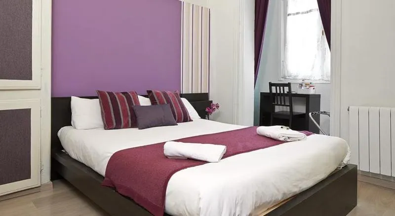 Double or Twin STANDARD Room, Hostal BruStar Gotic, Barcelona
