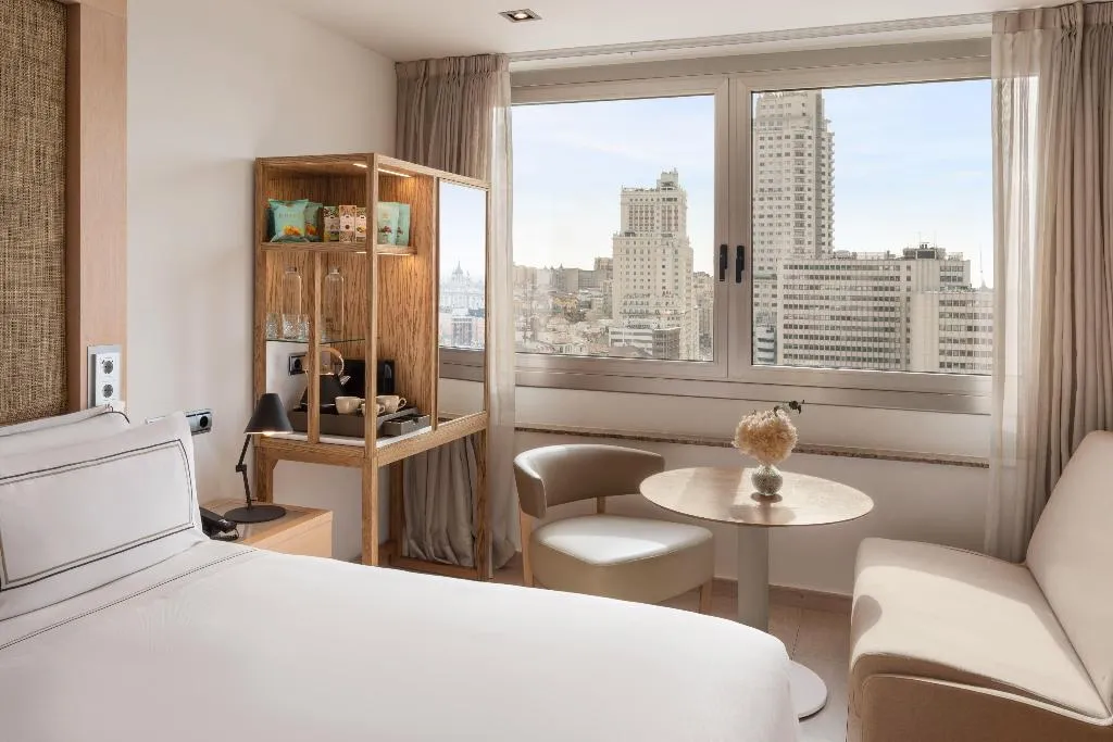 SINGLE CITY VIEW Room, Melia Madrid Princesa, Madrid