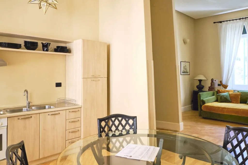 APARTMENT STANDARD Room, Casa Rubinacci, Naples
