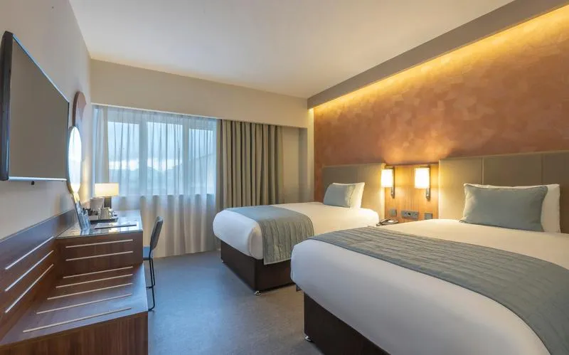 TWIN STANDARD Room, Hotel Riu Plaza The Gresham Dublin, Dublin