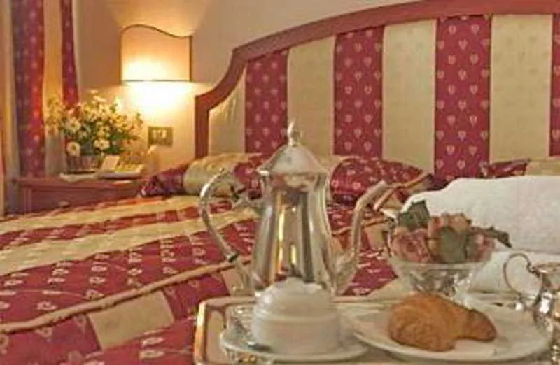 Room, Martini, Olbia