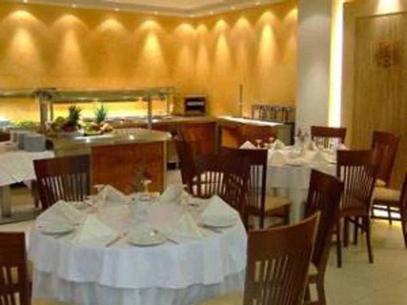 Restaurant, Crystal City, Athens