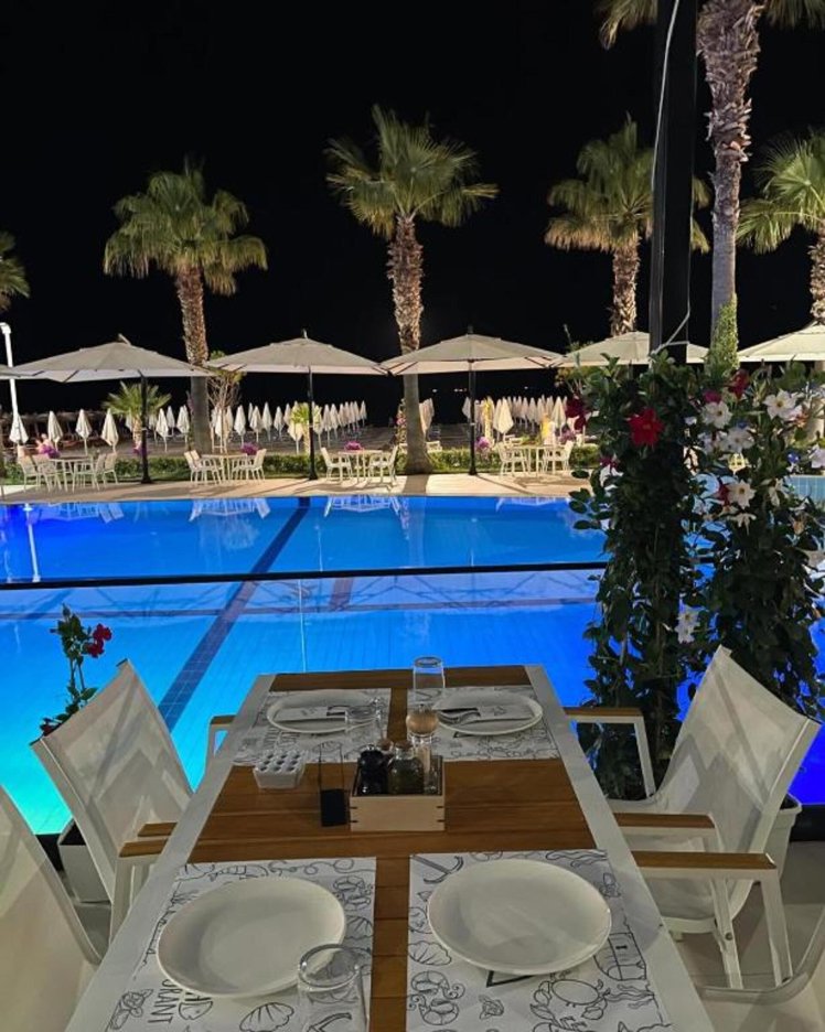 Blue Marine Beach Hotel, Durres