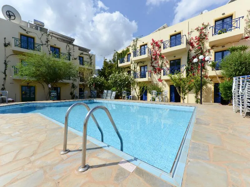 Pool, Milos Apartments, Crete