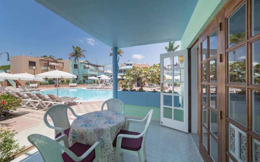 APARTMENT KING SIZE BED Room, Club Vista Serena, Gran Canaria