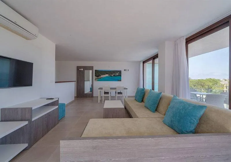 Room, Caprice Skyline Aparthotel, Menorca