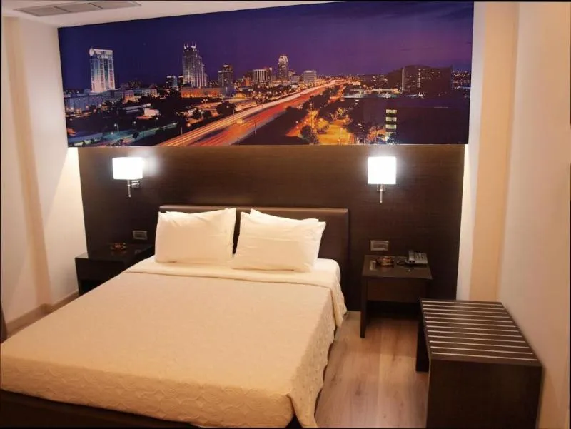 DOUBLE STANDARD Room, Athens City, Athens