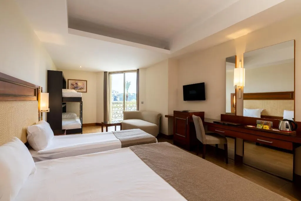 Room, Crystal Prestige Pearl Collection, Antalya