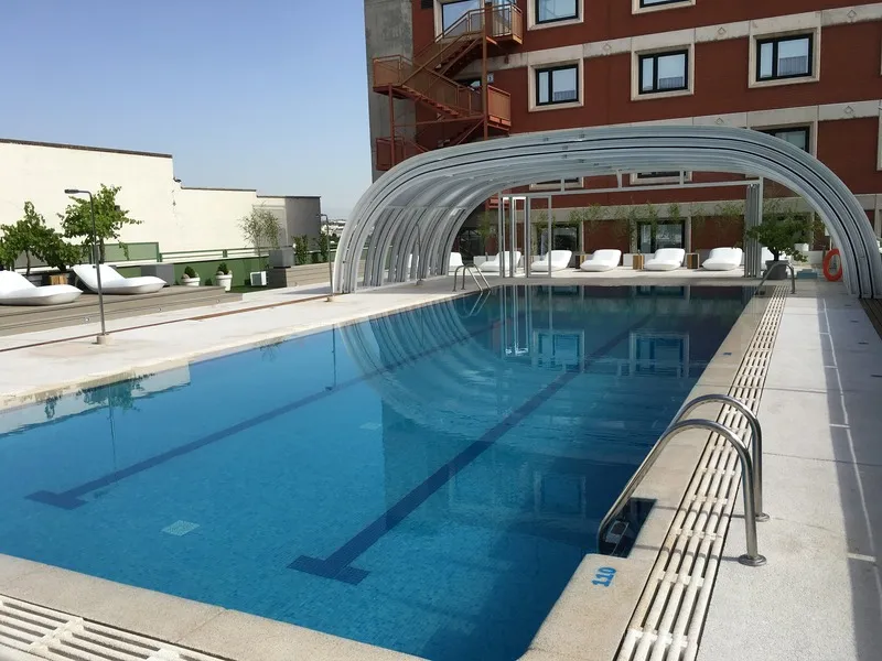 Pool, Marriott Hotel Madrid Auditorium, Madrid
