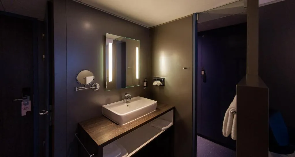 DOUBLE WITH DOUBLE BED Room, City Hotel Gouda, Amsterdam