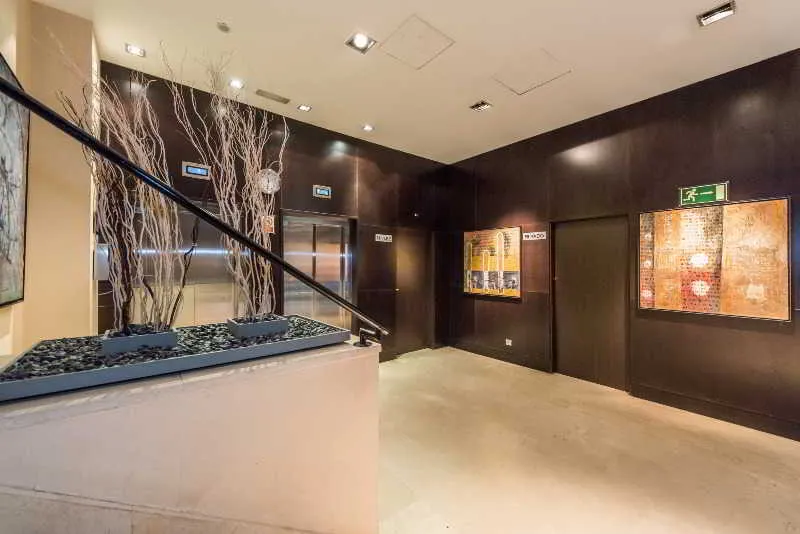 Lobby, Mercader, Madrid
