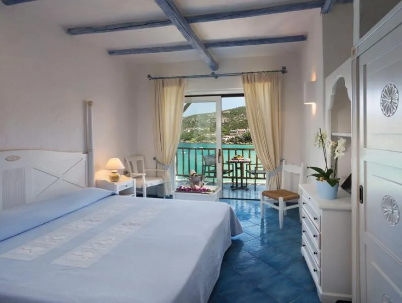 DOUBLE DELUXE SEA VIEW Room, Club Hotel Baja Sardinia, Olbia