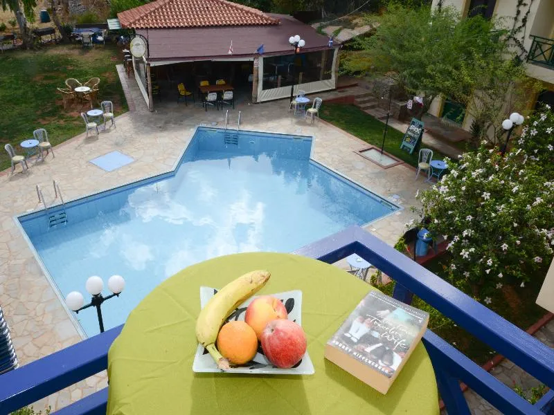 Pool, Milos Apartments, Crete