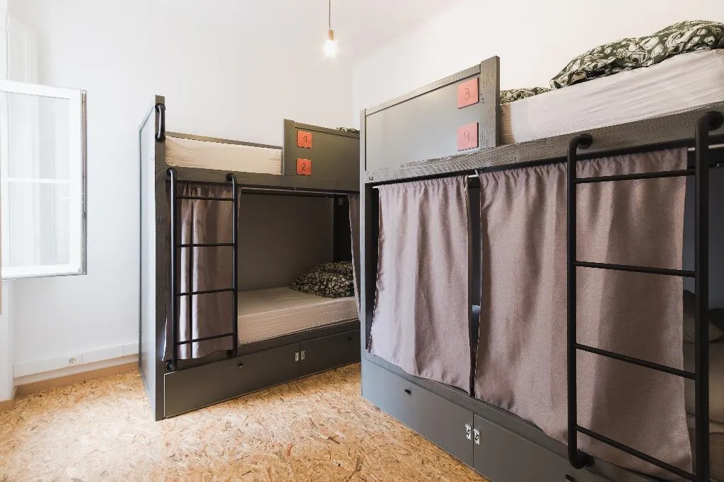 Bed in dormitory WITH SHARED BATHROOM Room, WOT Patio Social, Lisbon