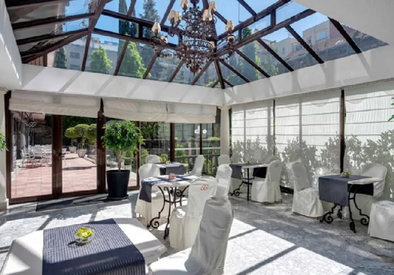 Terrace, Miguel Angel, Madrid