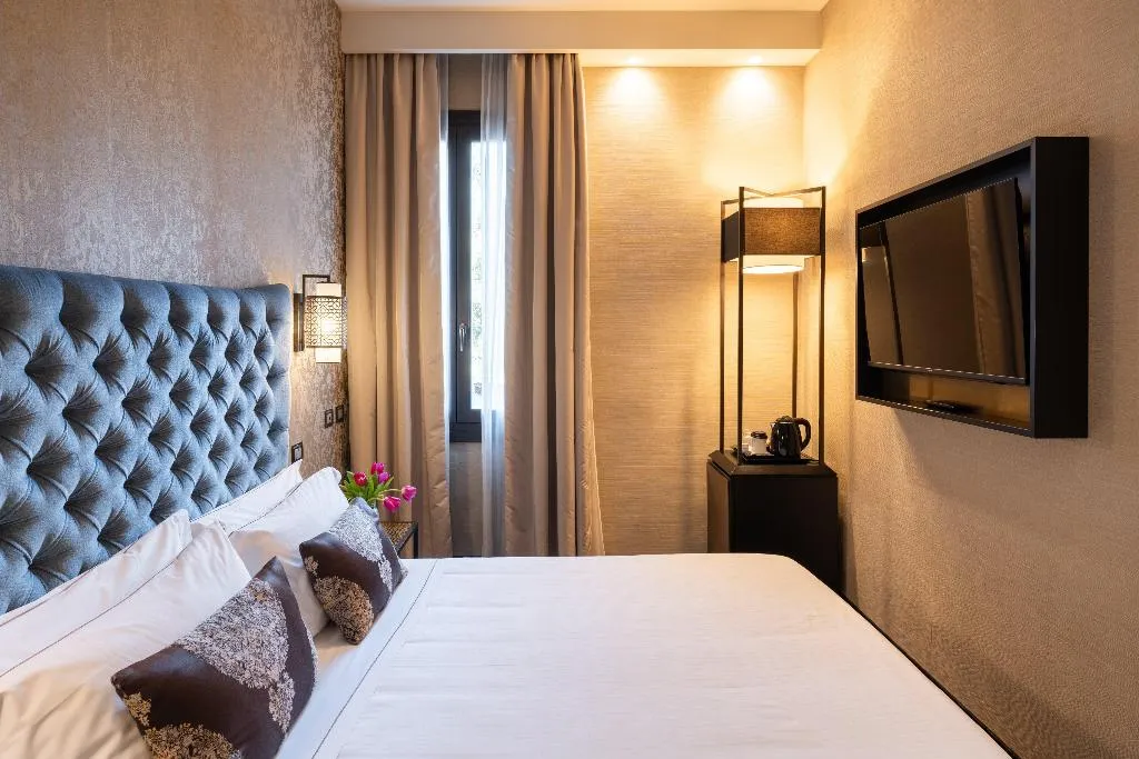 DOUBLE QUEEN SIZE BED Room, Vignette Collection The Venice Times Hotel By IHG, Venice
