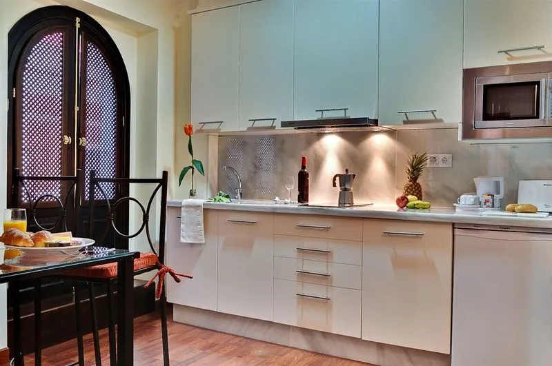 Room, Apartamentos Murillo, Seville
