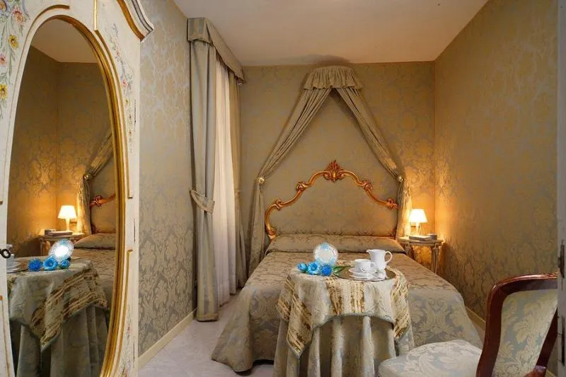 Room, San Giorgio, Venice