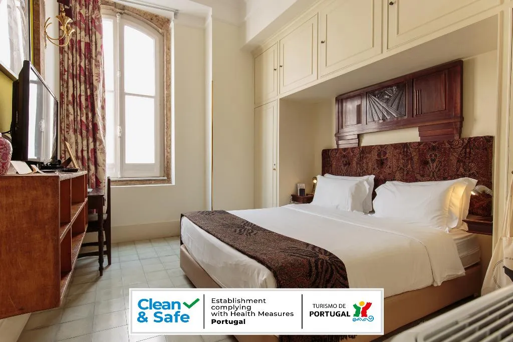 DOUBLE STANDARD Room, The Independente Suites & Terrace, Lisbon