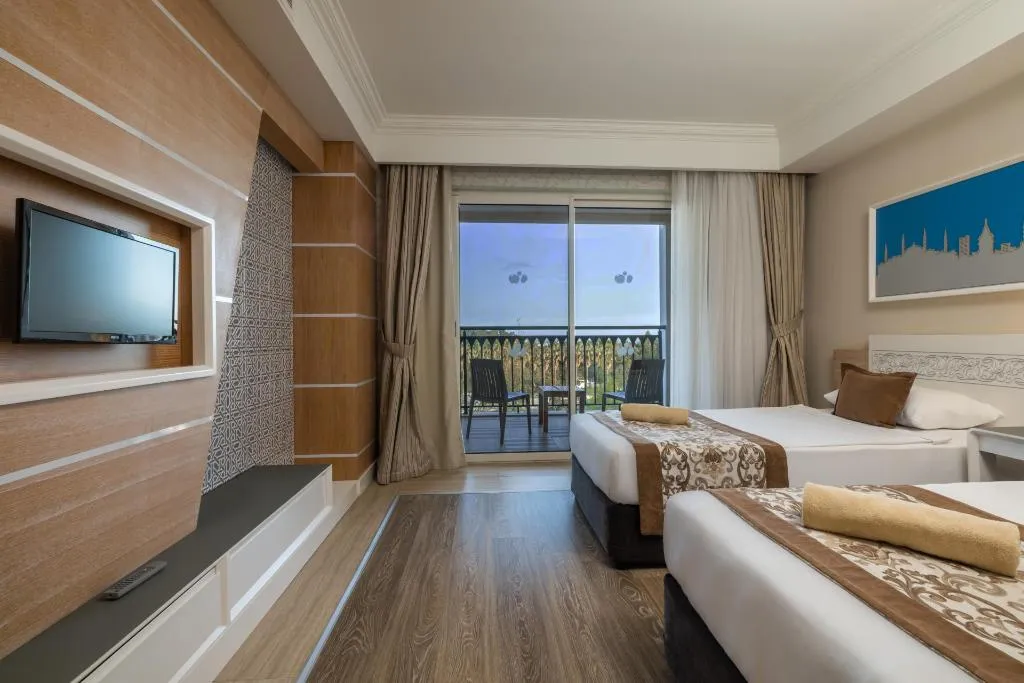 Room, Crystal Sunset Pearl Collection, Antalya
